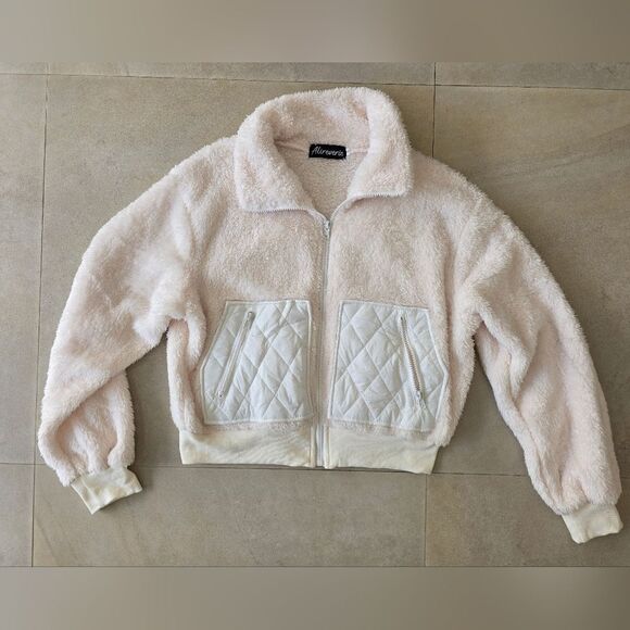 Cropped Cream Teddy Jacket with Fuzzy Texture - Picture 2 of 5
